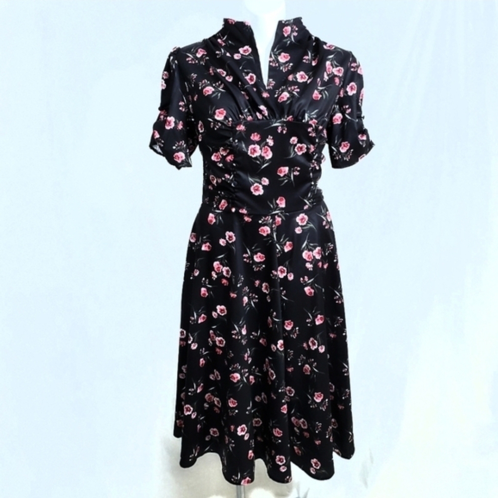 Unique Vintage 40s Inspired Black Floral Dress